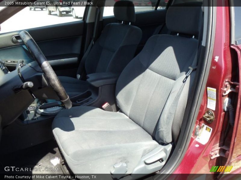 Ultra Red Pearl / Black 2005 Mitsubishi Galant ES