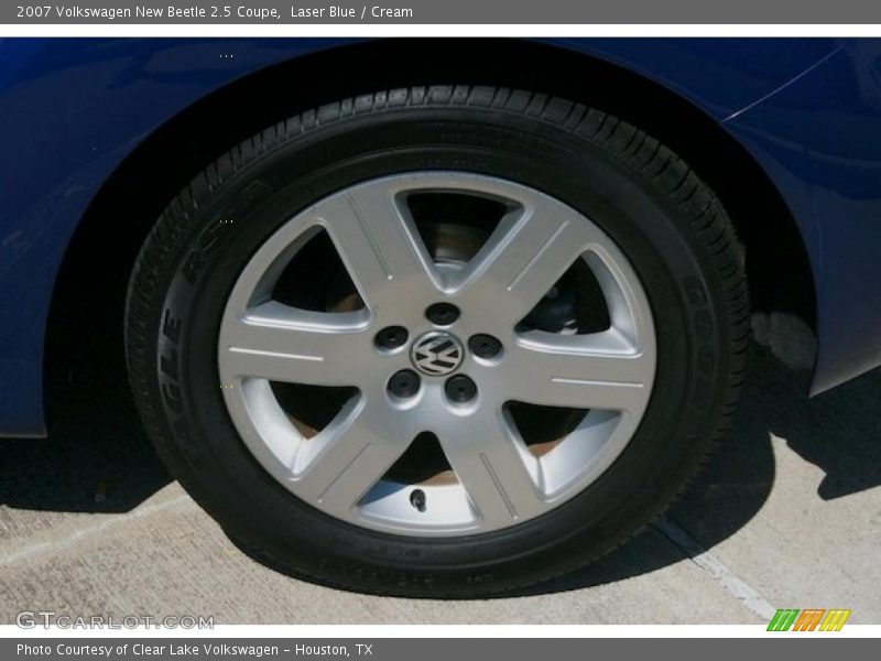 Laser Blue / Cream 2007 Volkswagen New Beetle 2.5 Coupe