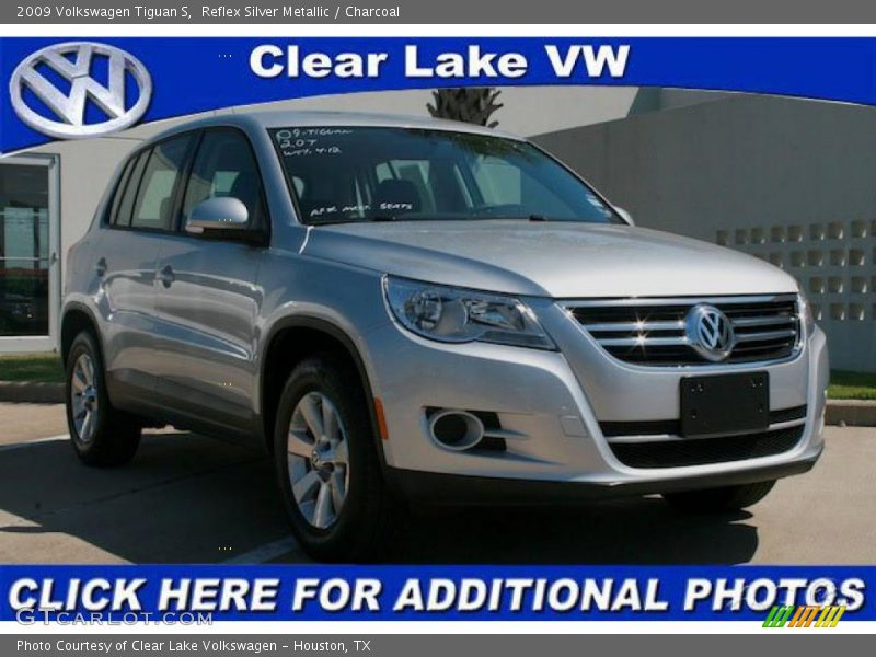 Reflex Silver Metallic / Charcoal 2009 Volkswagen Tiguan S