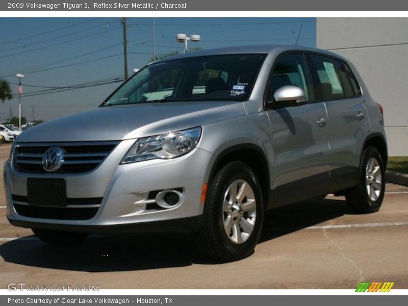Reflex Silver Metallic / Charcoal 2009 Volkswagen Tiguan S