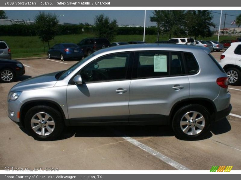 Reflex Silver Metallic / Charcoal 2009 Volkswagen Tiguan S