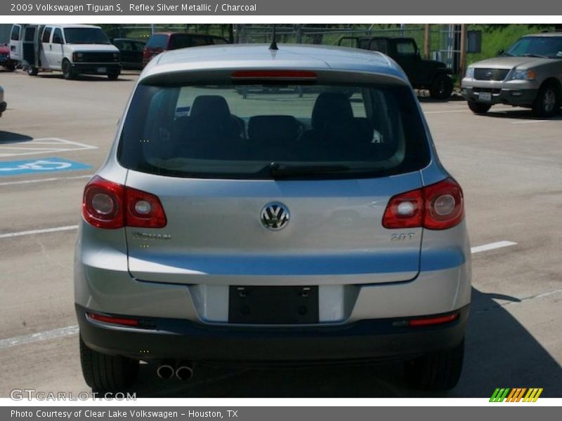 Reflex Silver Metallic / Charcoal 2009 Volkswagen Tiguan S
