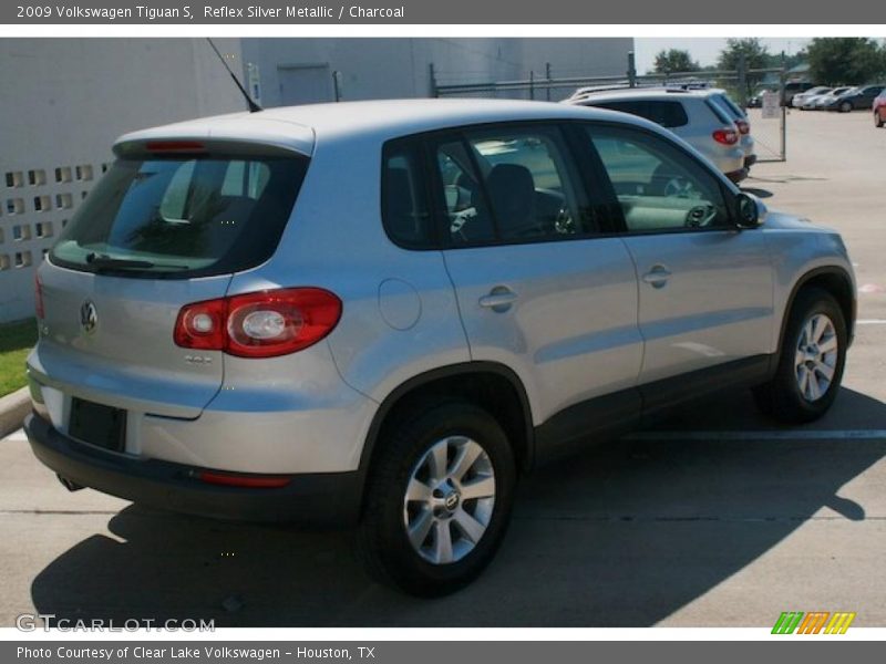 Reflex Silver Metallic / Charcoal 2009 Volkswagen Tiguan S