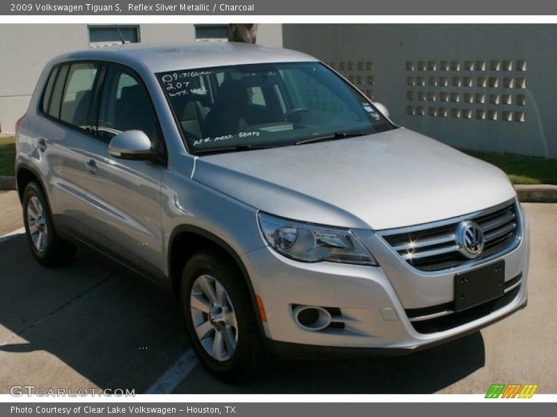 Reflex Silver Metallic / Charcoal 2009 Volkswagen Tiguan S