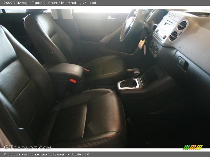 Reflex Silver Metallic / Charcoal 2009 Volkswagen Tiguan S