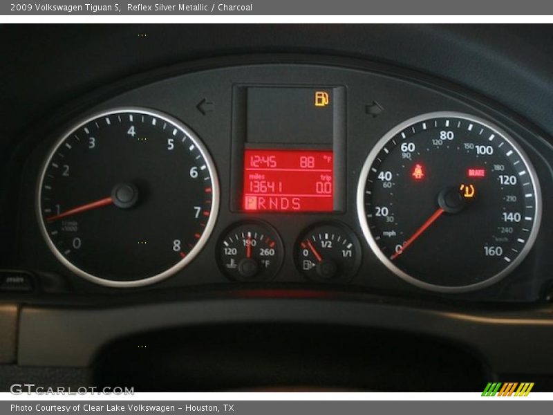 Reflex Silver Metallic / Charcoal 2009 Volkswagen Tiguan S