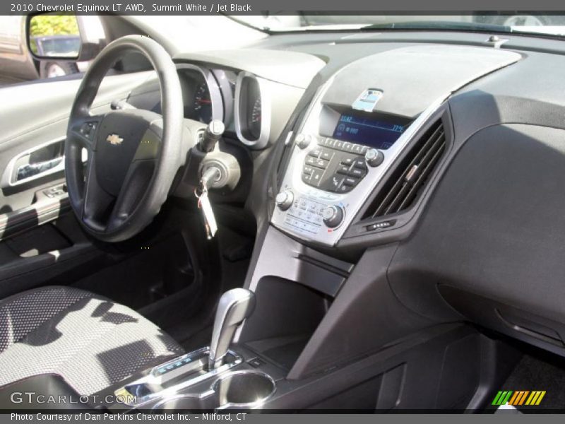 Summit White / Jet Black 2010 Chevrolet Equinox LT AWD