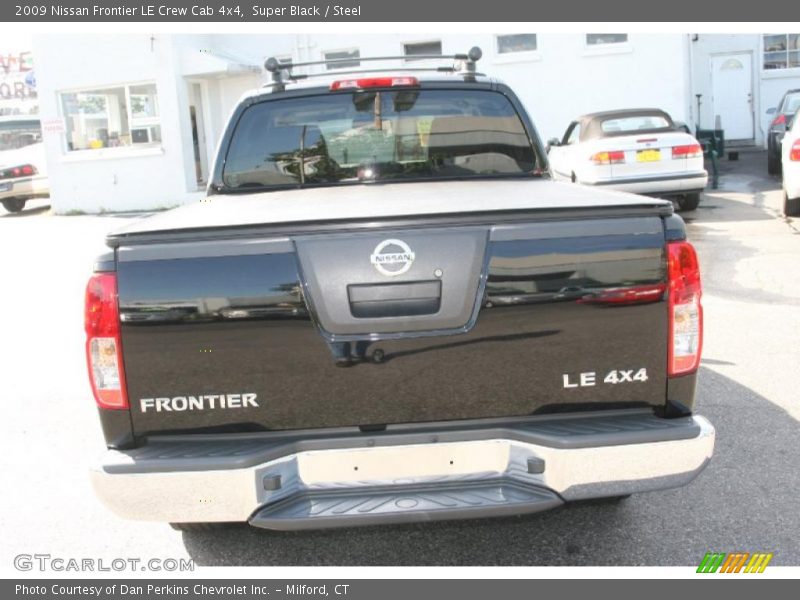 Super Black / Steel 2009 Nissan Frontier LE Crew Cab 4x4