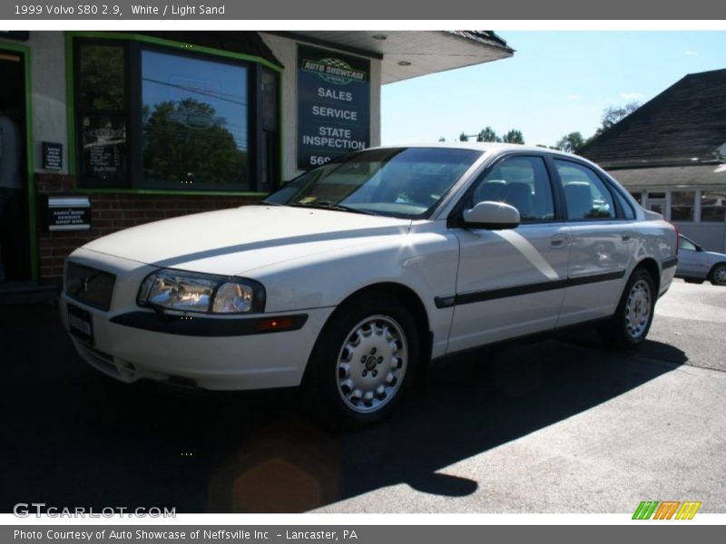 White / Light Sand 1999 Volvo S80 2.9