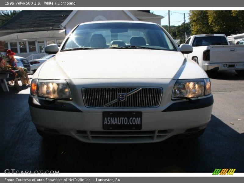 White / Light Sand 1999 Volvo S80 2.9