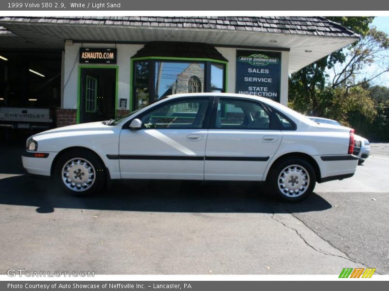 White / Light Sand 1999 Volvo S80 2.9