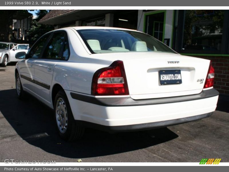 White / Light Sand 1999 Volvo S80 2.9