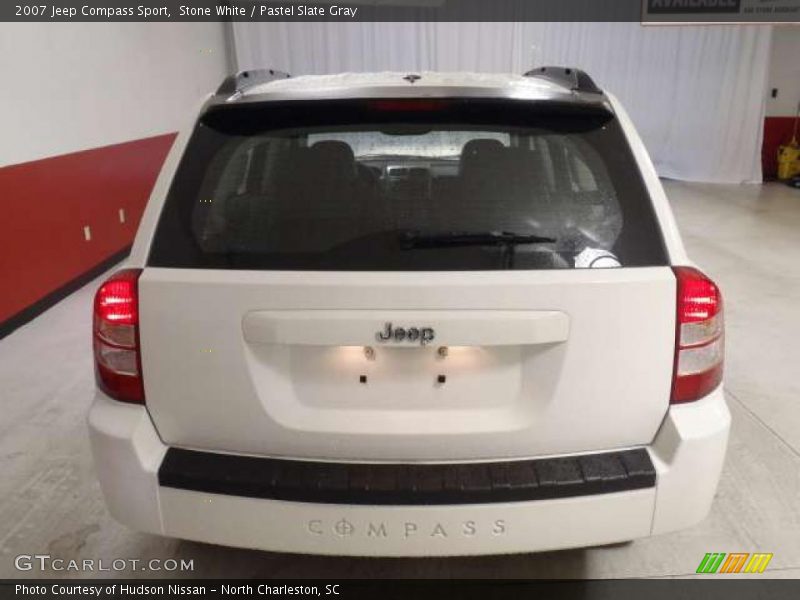 Stone White / Pastel Slate Gray 2007 Jeep Compass Sport