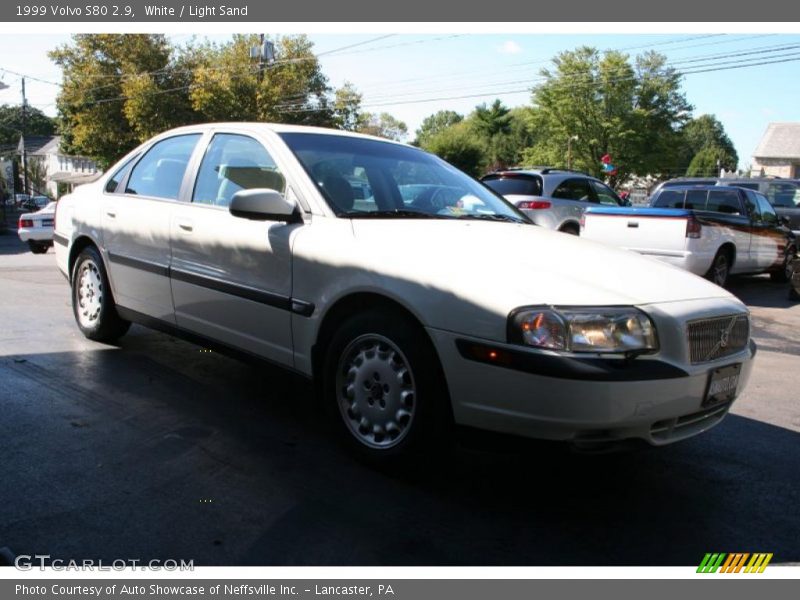 White / Light Sand 1999 Volvo S80 2.9