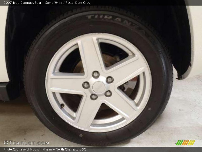 Stone White / Pastel Slate Gray 2007 Jeep Compass Sport