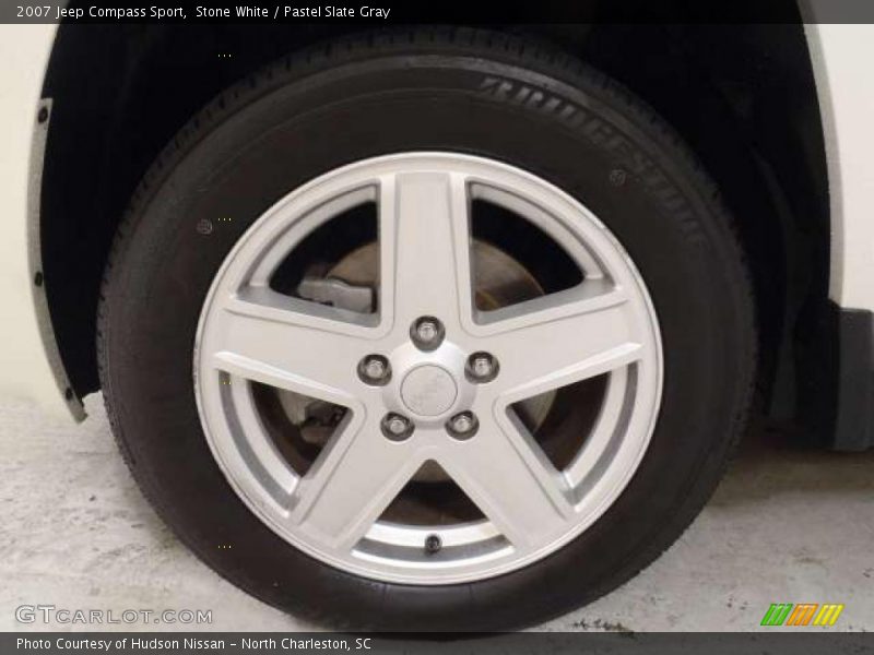 Stone White / Pastel Slate Gray 2007 Jeep Compass Sport