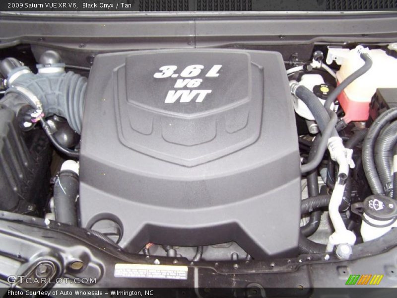 Black Onyx / Tan 2009 Saturn VUE XR V6