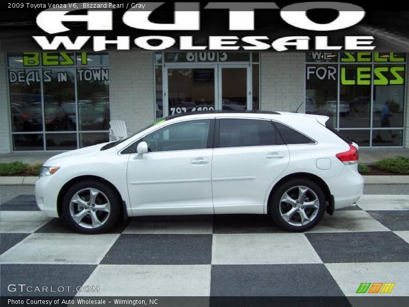 Blizzard Pearl / Gray 2009 Toyota Venza V6