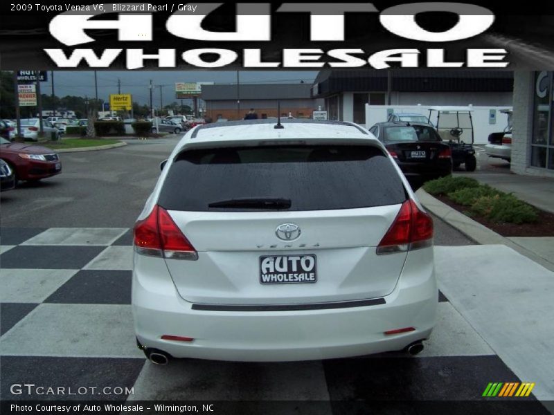Blizzard Pearl / Gray 2009 Toyota Venza V6
