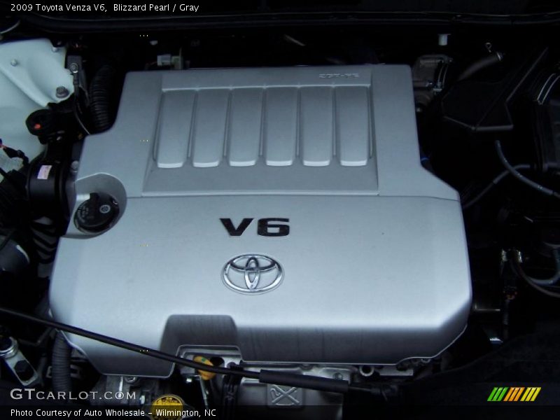 Blizzard Pearl / Gray 2009 Toyota Venza V6