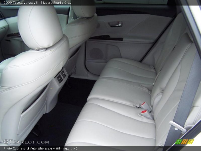 Blizzard Pearl / Gray 2009 Toyota Venza V6