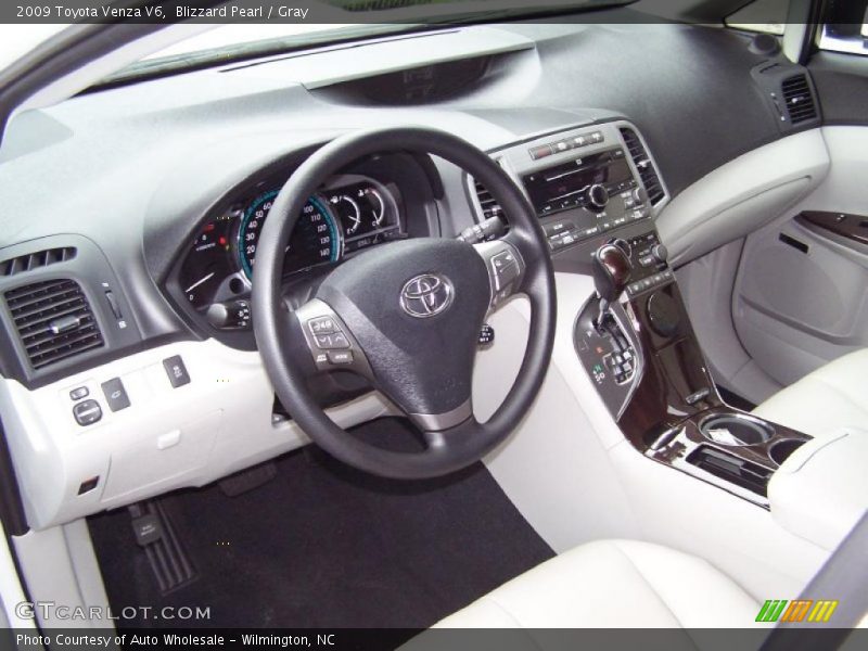  2009 Venza V6 Gray Interior