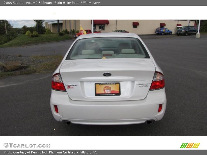 Satin White Pearl / Warm Ivory 2009 Subaru Legacy 2.5i Sedan