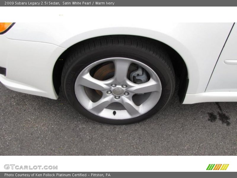 Satin White Pearl / Warm Ivory 2009 Subaru Legacy 2.5i Sedan