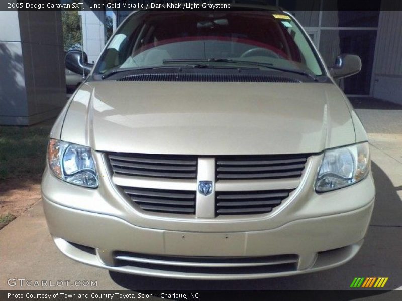 Linen Gold Metallic / Dark Khaki/Light Graystone 2005 Dodge Caravan SXT