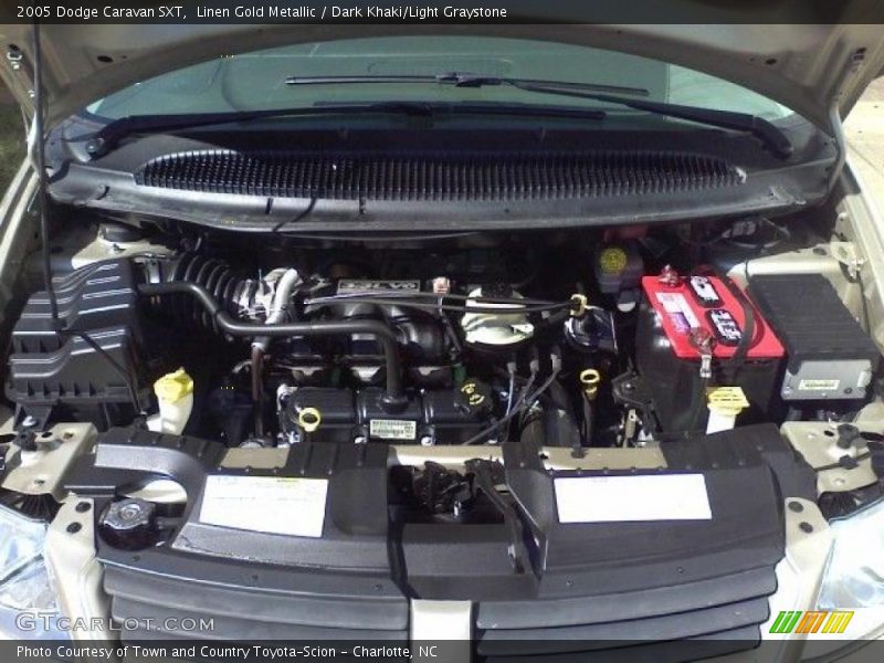 Linen Gold Metallic / Dark Khaki/Light Graystone 2005 Dodge Caravan SXT