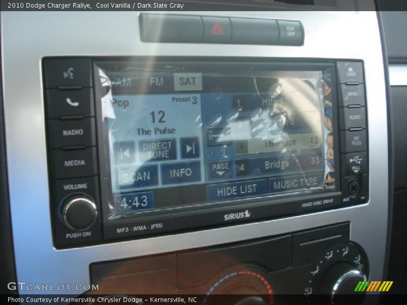 Cool Vanilla / Dark Slate Gray 2010 Dodge Charger Rallye