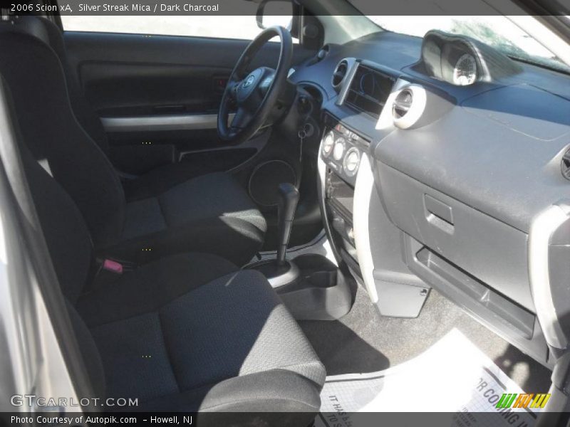 Silver Streak Mica / Dark Charcoal 2006 Scion xA
