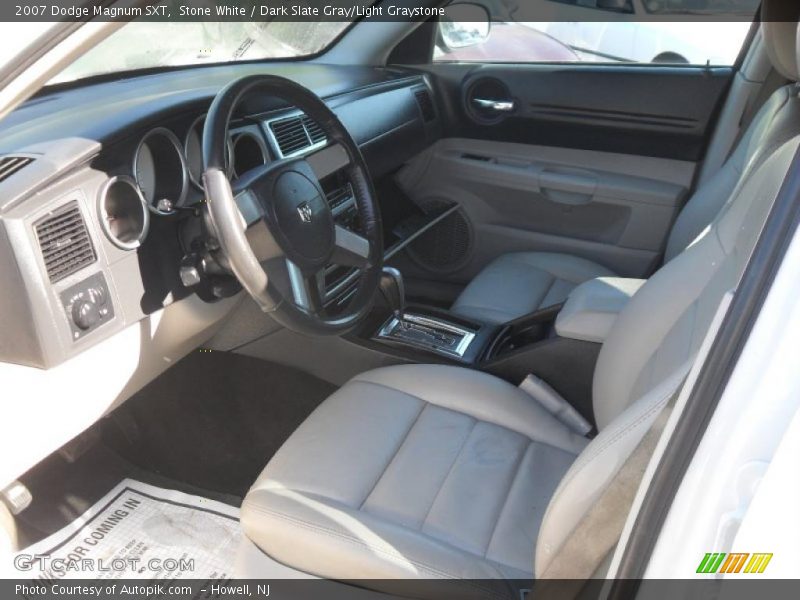 Stone White / Dark Slate Gray/Light Graystone 2007 Dodge Magnum SXT