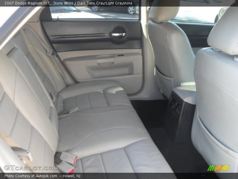 Stone White / Dark Slate Gray/Light Graystone 2007 Dodge Magnum SXT