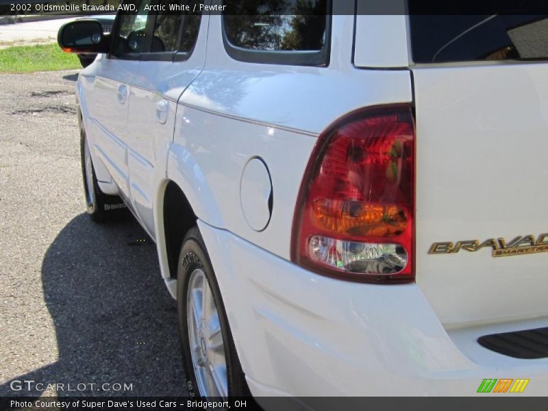 Arctic White / Pewter 2002 Oldsmobile Bravada AWD