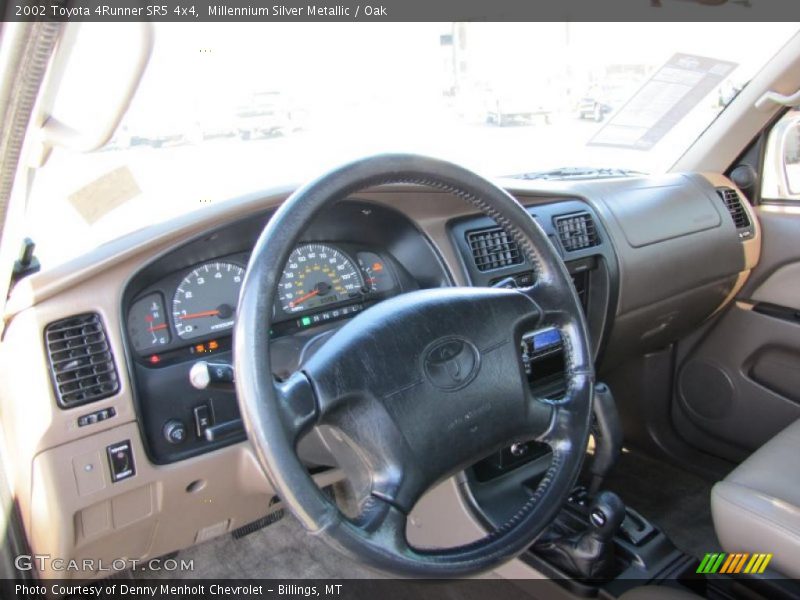 Millennium Silver Metallic / Oak 2002 Toyota 4Runner SR5 4x4