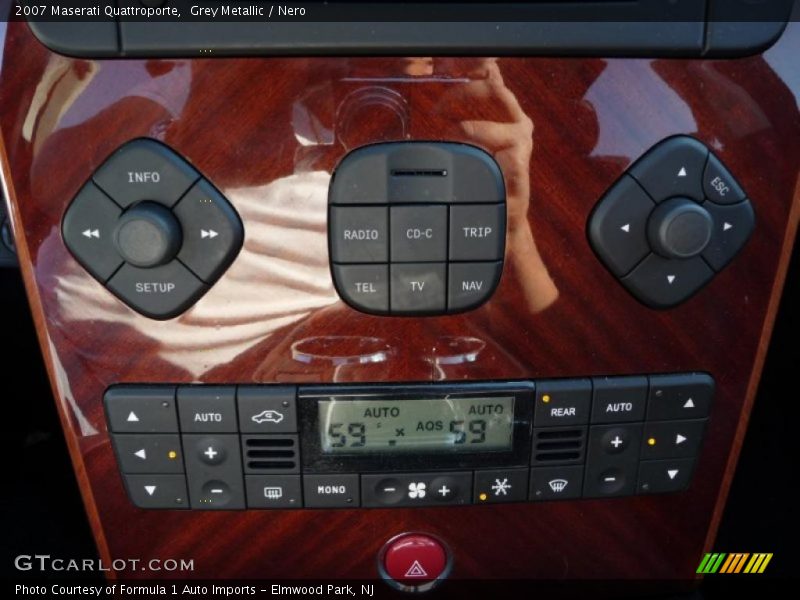 Grey Metallic / Nero 2007 Maserati Quattroporte