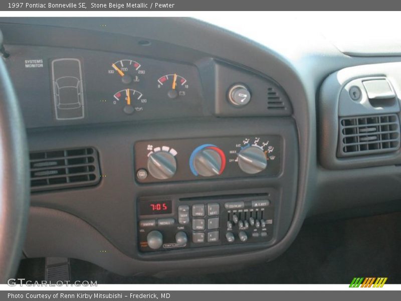 Stone Beige Metallic / Pewter 1997 Pontiac Bonneville SE