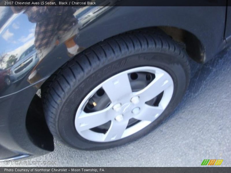 Black / Charcoal Black 2007 Chevrolet Aveo LS Sedan