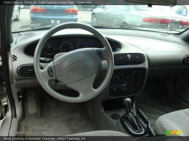 Light Cypress Green Pearl / Silver Fern 2000 Chrysler Cirrus LX