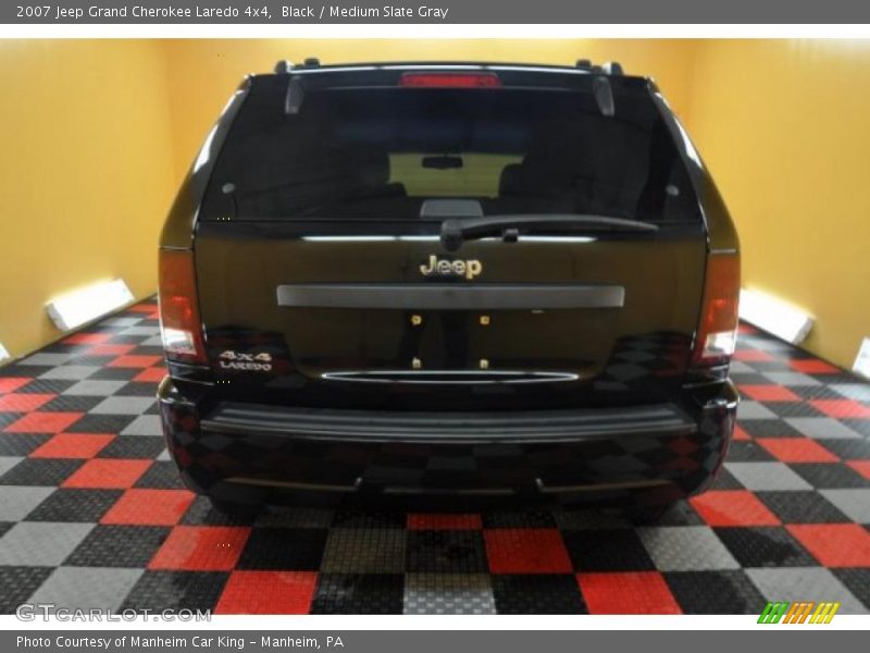 Black / Medium Slate Gray 2007 Jeep Grand Cherokee Laredo 4x4