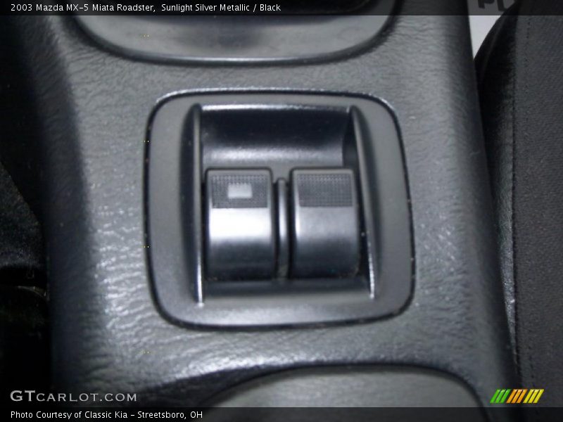 Sunlight Silver Metallic / Black 2003 Mazda MX-5 Miata Roadster