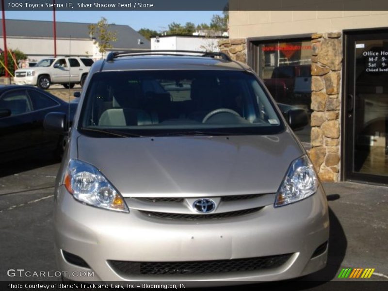 Silver Shadow Pearl / Stone 2009 Toyota Sienna LE