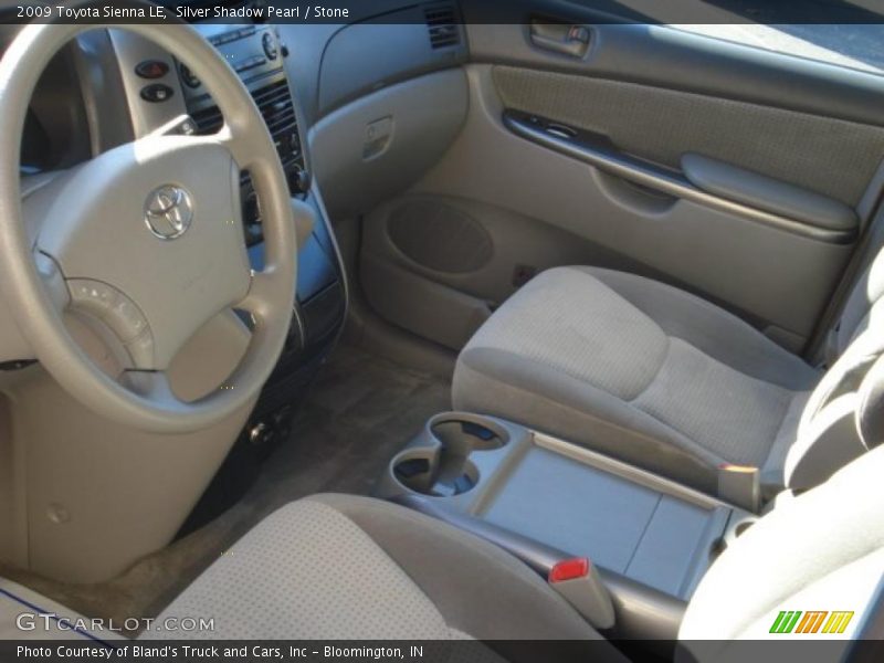 Silver Shadow Pearl / Stone 2009 Toyota Sienna LE
