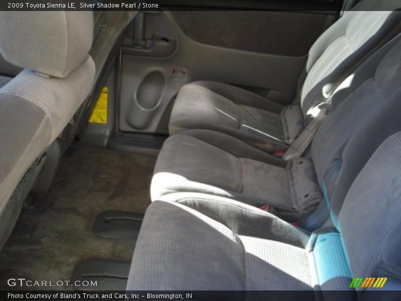 Silver Shadow Pearl / Stone 2009 Toyota Sienna LE