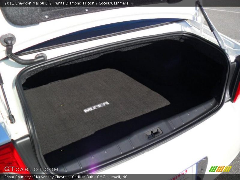 White Diamond Tricoat / Cocoa/Cashmere 2011 Chevrolet Malibu LTZ