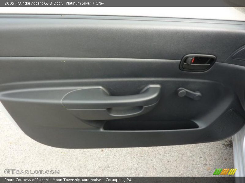 Platinum Silver / Gray 2009 Hyundai Accent GS 3 Door