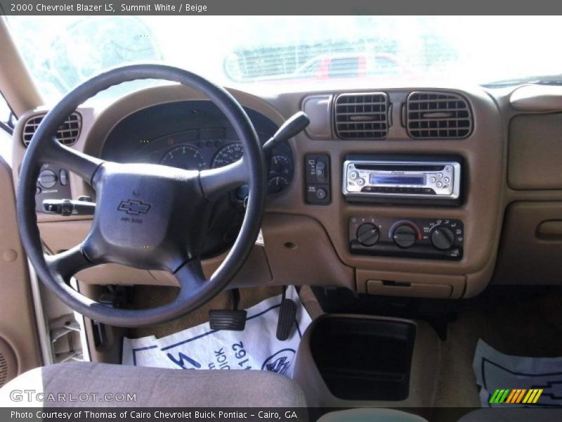 Summit White / Beige 2000 Chevrolet Blazer LS