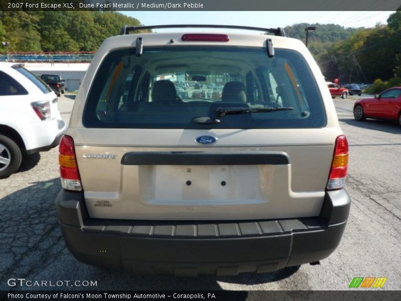 Dune Pearl Metallic / Medium/Dark Pebble 2007 Ford Escape XLS