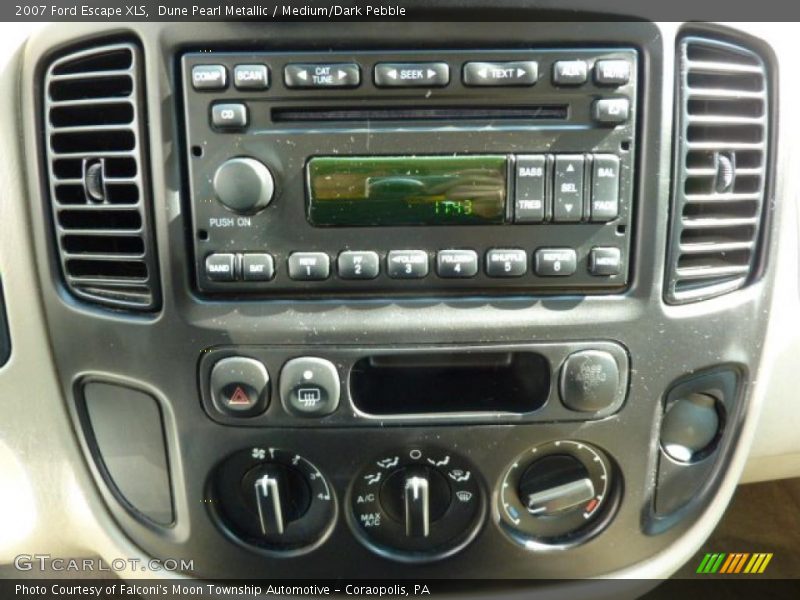 Dune Pearl Metallic / Medium/Dark Pebble 2007 Ford Escape XLS